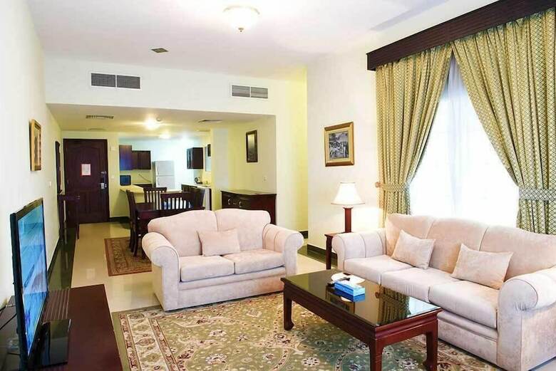 Karan Hotel