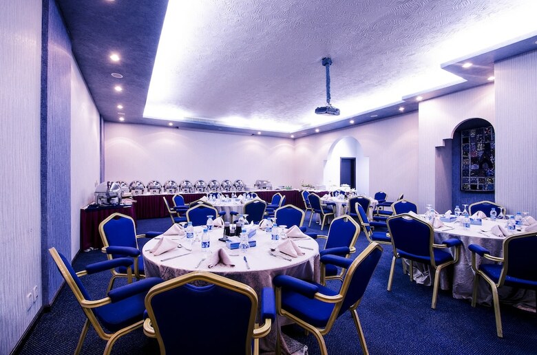Karan Hotel