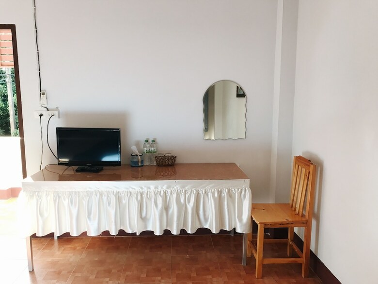 Hotel Baan Nukanong Guesthouse