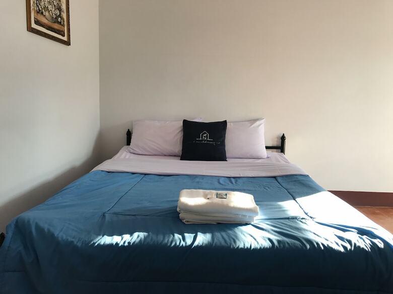 Hotel Baan Nukanong Guesthouse