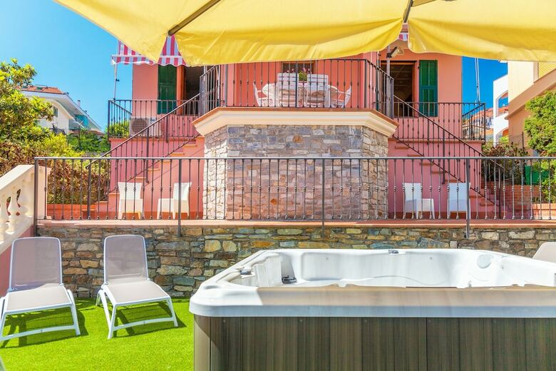 Apartamento Villa Magnolia Costarainera