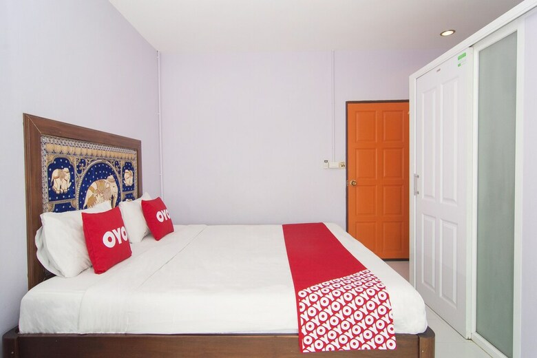 Hotel Oyo Baan Taklom Chomtalay