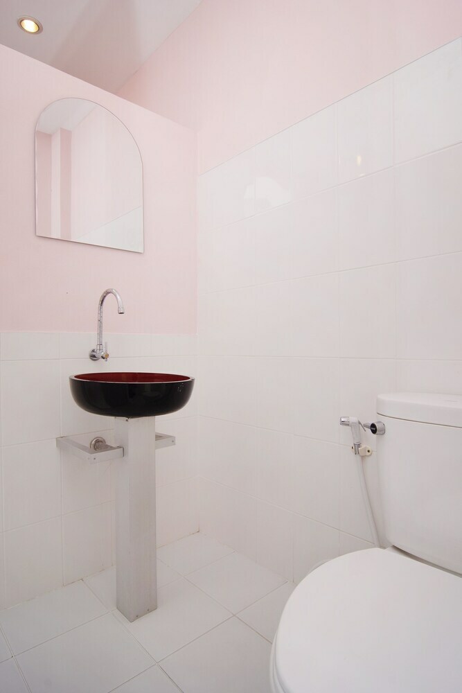 Hotel Oyo Baan Taklom Chomtalay