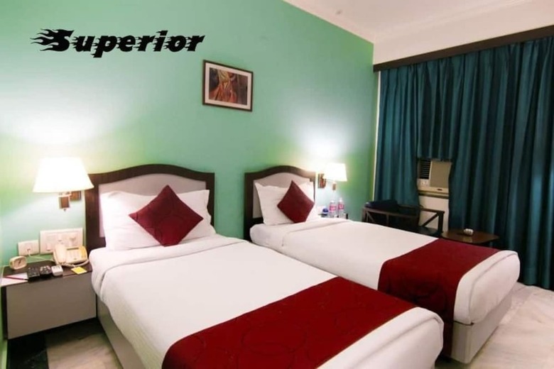 Hotel Capitol Residency