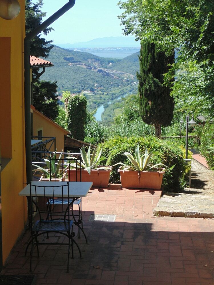 Hotel Borgo Degli Aranci
