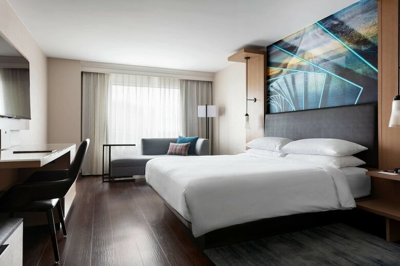Hotel Des Moines Marriott Downtown