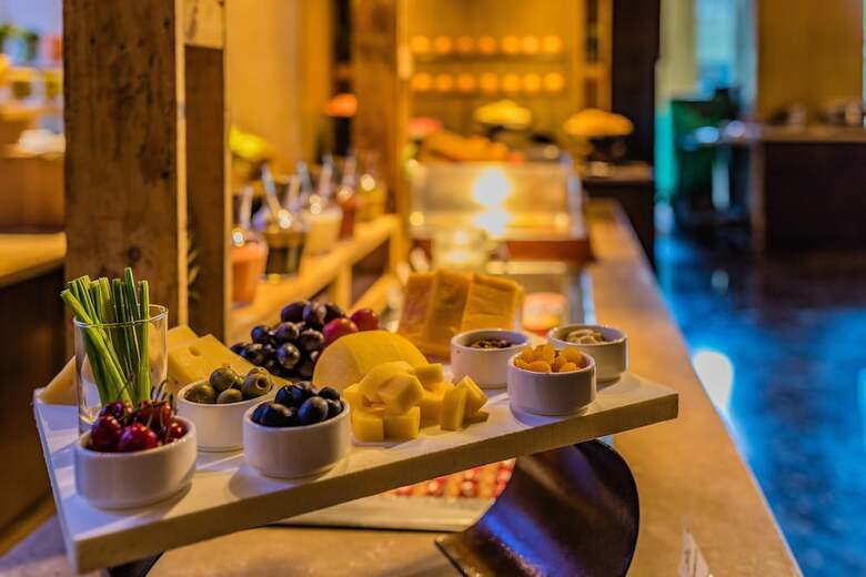 Ramada By Wyndham Powai Hotel & Convention Centre