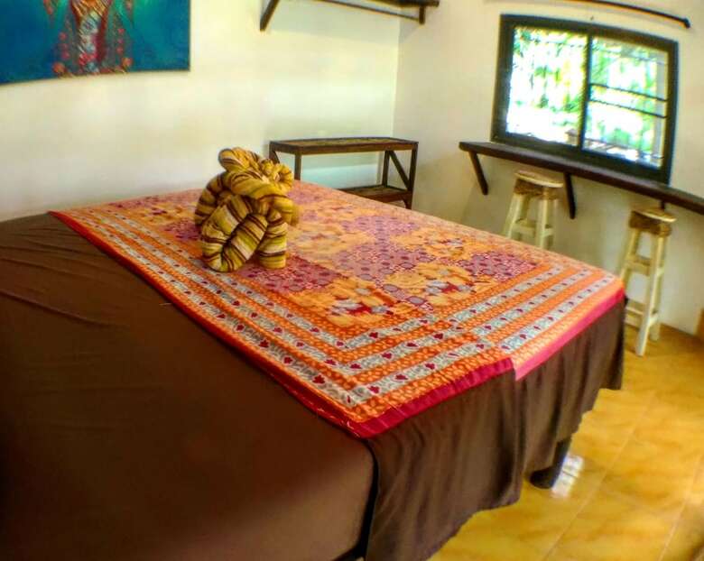 Hotel Flower Power Village