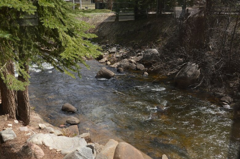 Chateau Eau Claire & Roaring Fork Frias