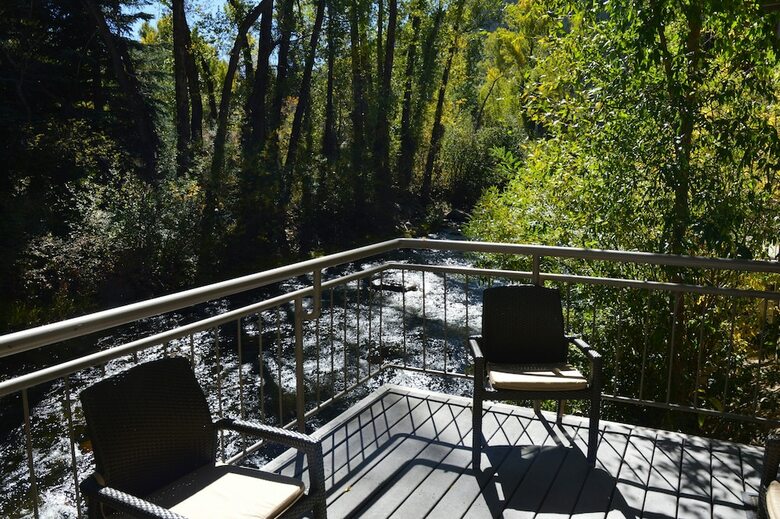 Chateau Eau Claire & Roaring Fork Frias