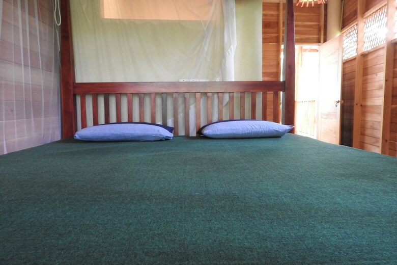 Hotel Riverside Cabana Yala