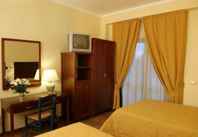 Hotel Ciuri Di Badia