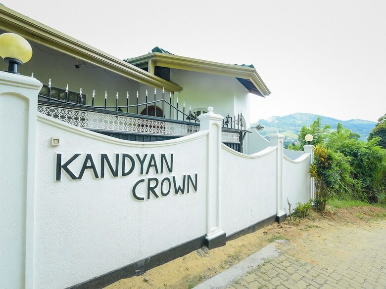 Hotel Oyo 458 Kandyan Crown