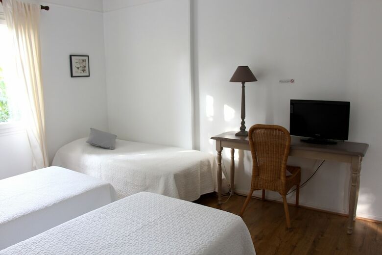 Hotel H�tel Les Oliviers