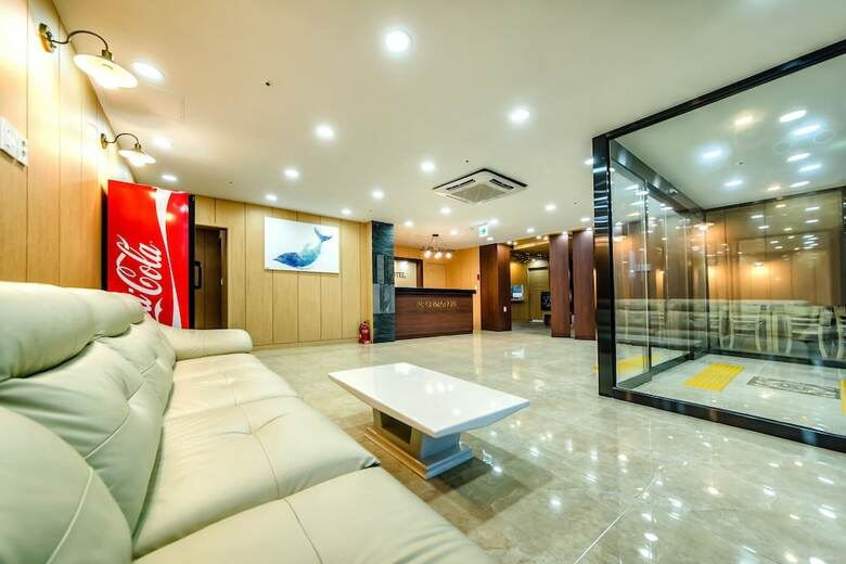 Sky Hotel