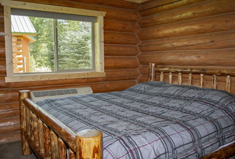 Hotel Bonners Ferry Log Inn