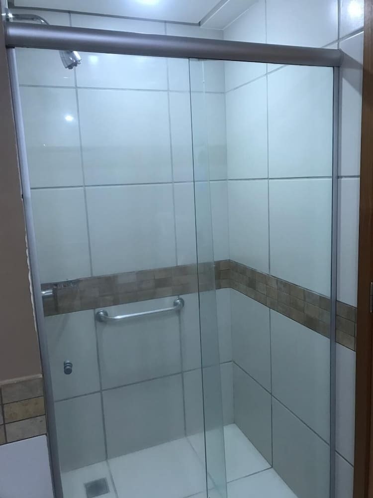 Apartamentos Suite Le Jardin Via Caldas