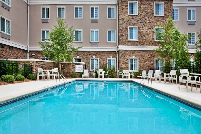 Hotel Staybridge Suites Columbus Ft. Benning