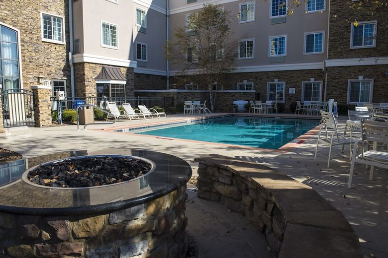 Hotel Staybridge Suites Columbus Ft. Benning