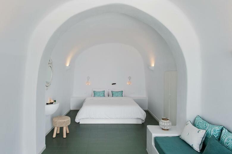 Hotel Villa Irini Fira Adults Only