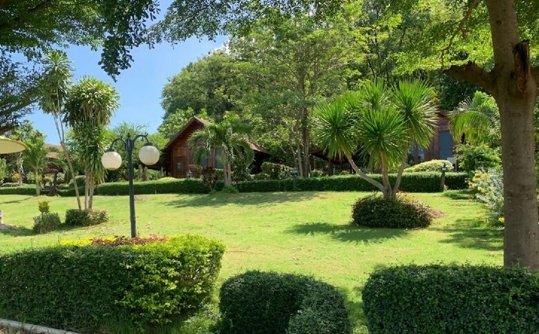 Hotel Mai Ngern Mai Thong Resort
