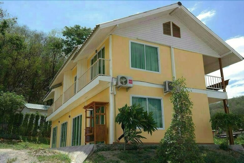 Hotel Mai Ngern Mai Thong Resort