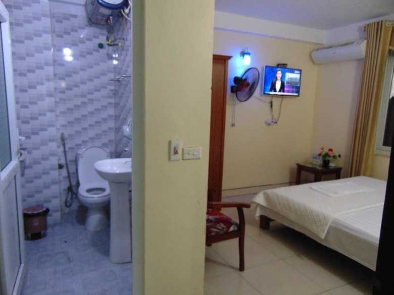 Noi Bai Golden Hotel
