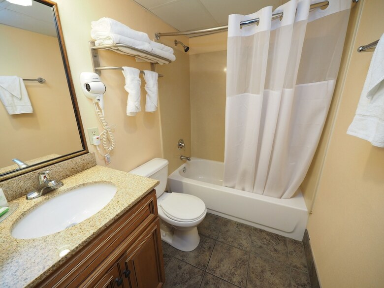 Hotel Marjac Suites Virginia Beach Oceanfront