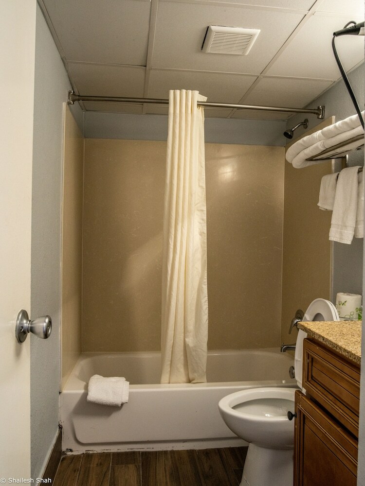 Hotel Marjac Suites Virginia Beach Oceanfront