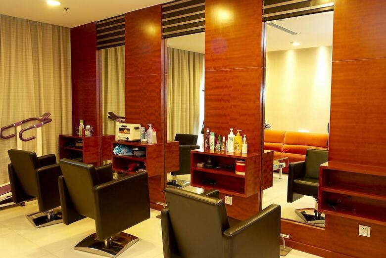 Bossman International Hotel