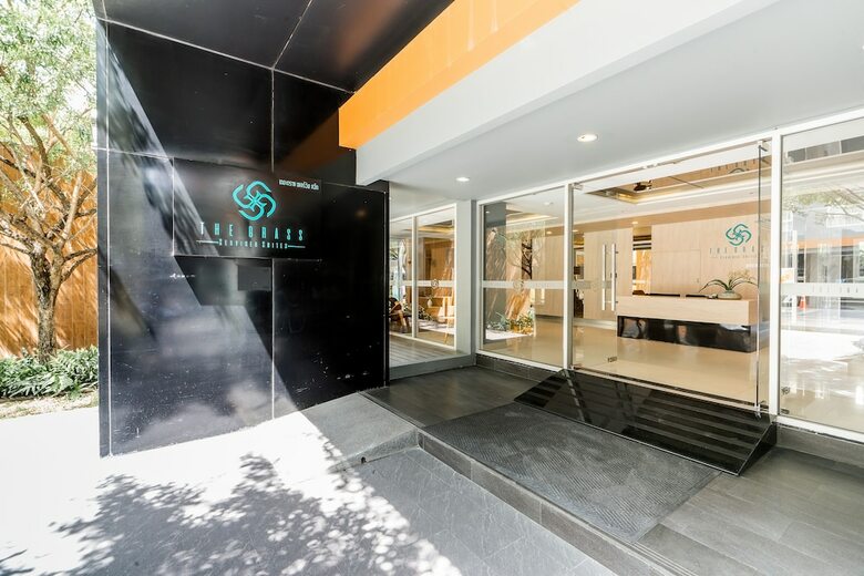 Hotel The Grass Serviced Suites By At Mind
