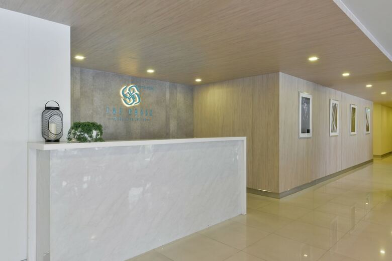 Hotel The Grass Serviced Suites By At Mind