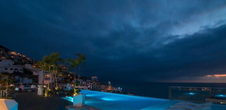 D Terrace Luxury Residences