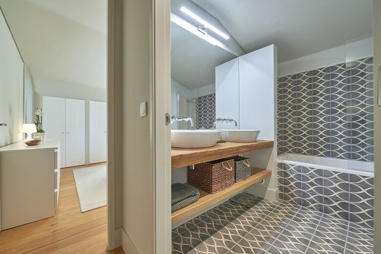 Lisbon Five Stars Apartments - Bica 246