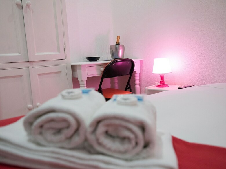 Hotel Peters Guesthouse - Al