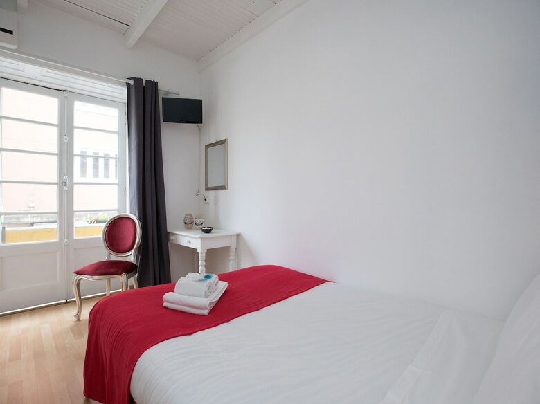 Hotel Peters Guesthouse - Al