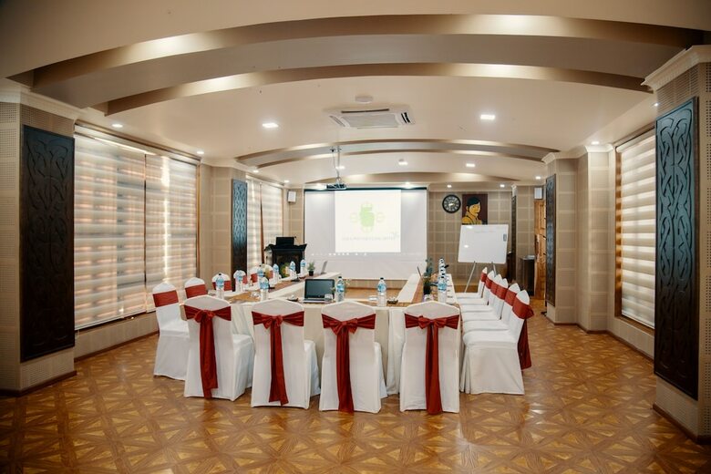 Tara Phendeyling Hotel