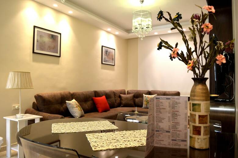 Janty Apartments