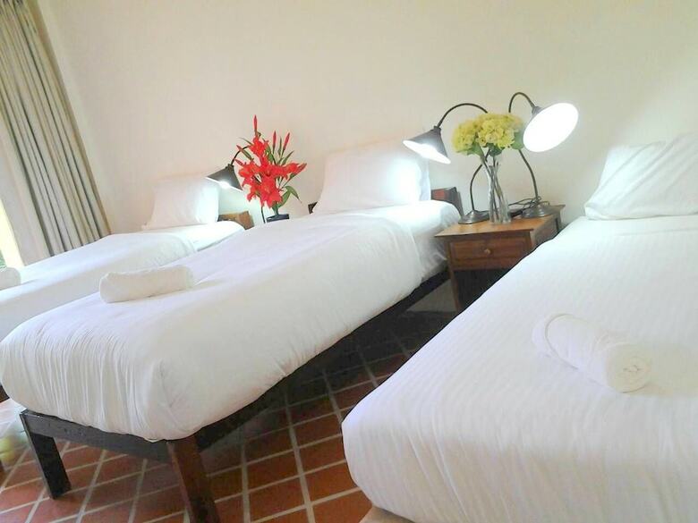 Hotel Siam Tara Resort