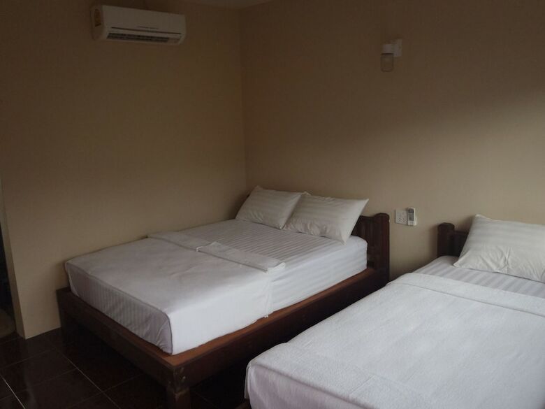 Hotel Silver Sands Beach Resort
