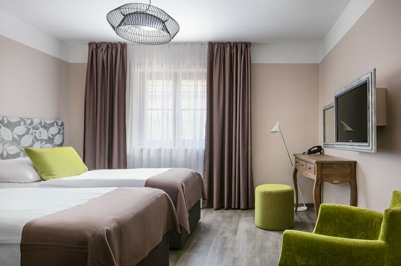 Hotel Volarik