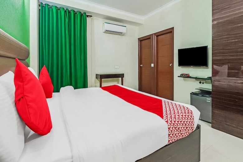 Hotel Oyo Flagship 556 North Campus