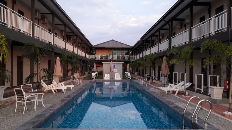 Hotel Destini Akef Villa