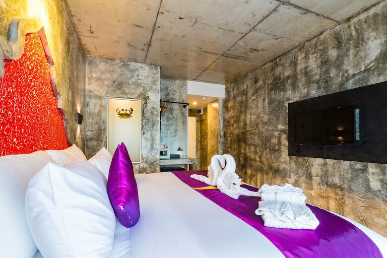 Hotel Maneetel Krabi Beachfront