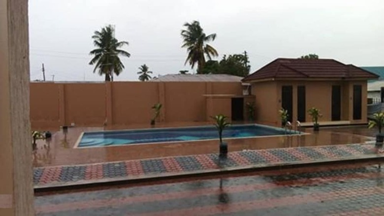 Hotreef Hotel