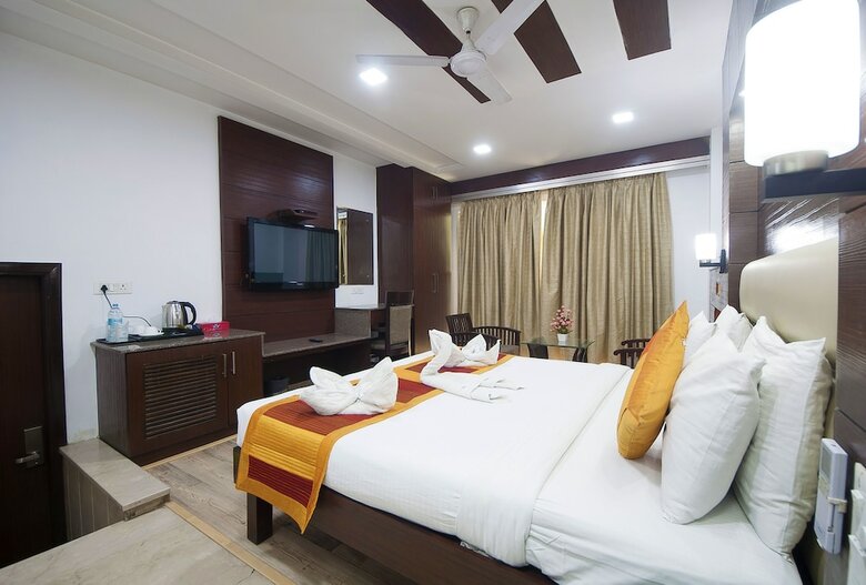Hotel Amaltas International