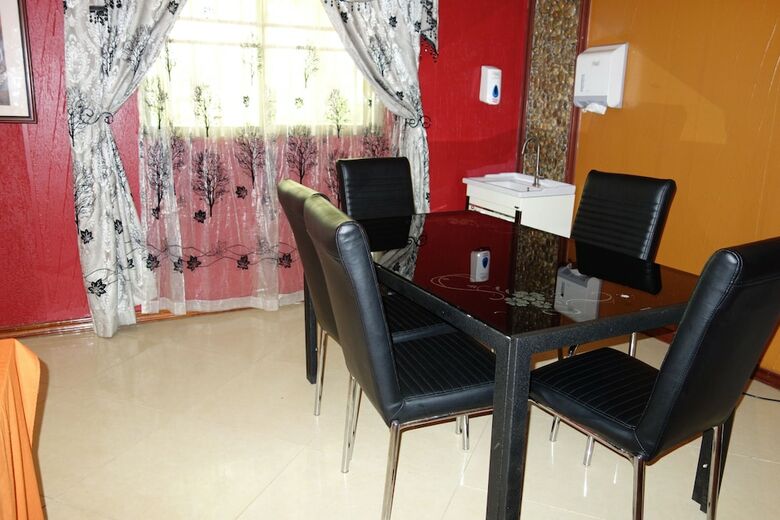 Impala Suites Hotel