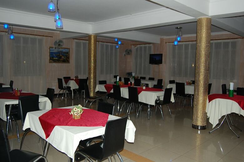 Hotel Kakanyero