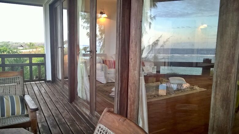 Bed & Breakfast Karabai Villa