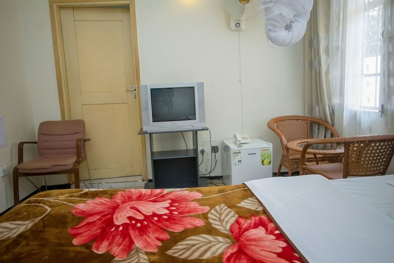 Jinja Safari Hotel